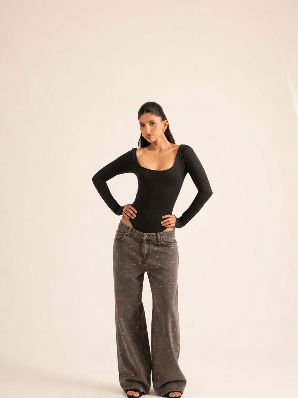 KAYSCULPT™ FULL SLEEVES BLACK BUILT-IN BRA & SHAPEWEAR BODYSUIT