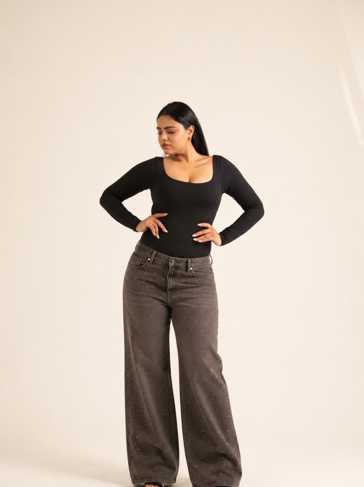 KAYSCULPT™ FULL SLEEVES BLACK BUILT-IN BRA & SHAPEWEAR BODYSUIT