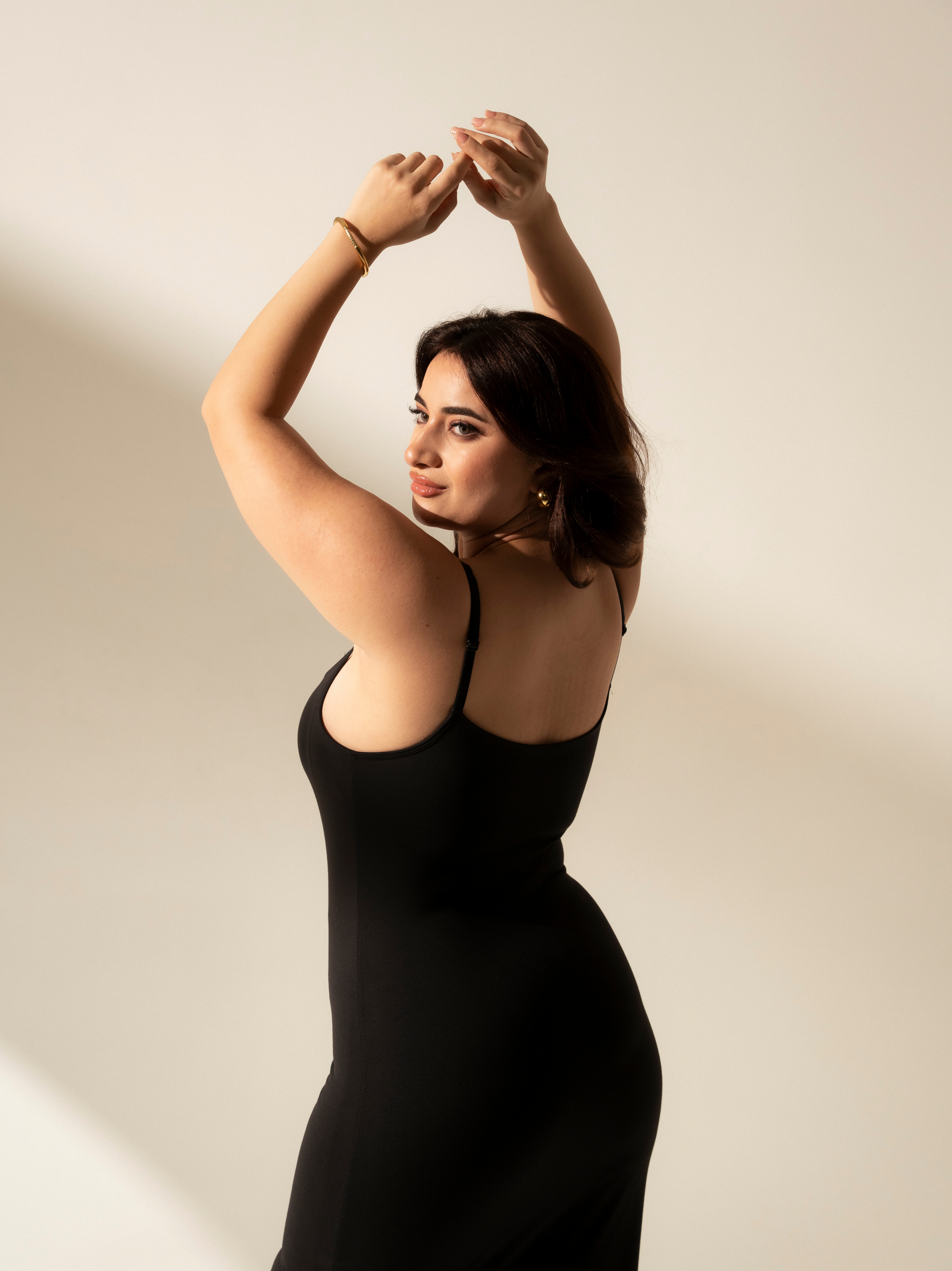 LONG BLACK BUILT-IN SHAPEWEAR DRESS