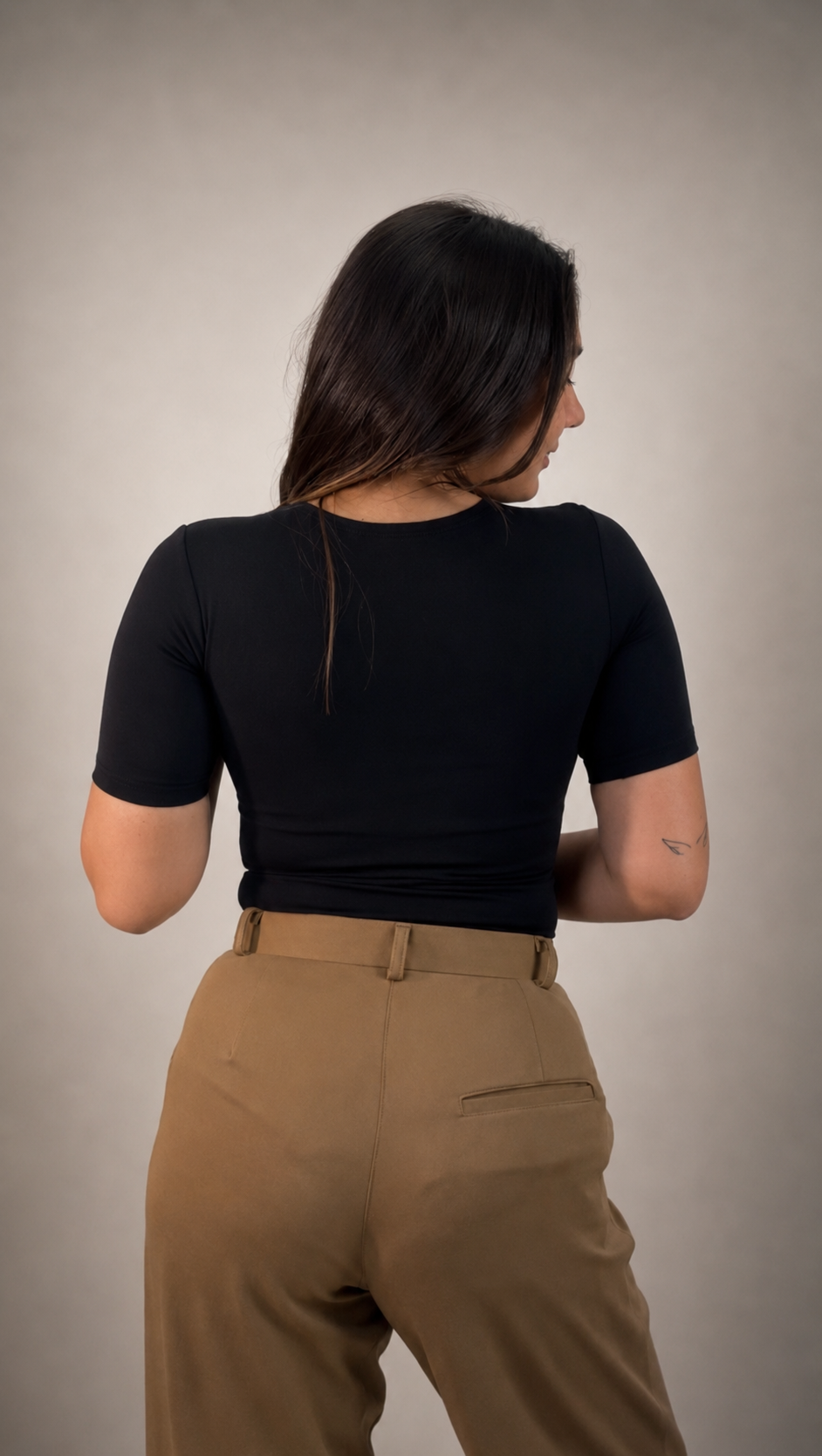 HALF SLEEVES BLACK BUILT-IN SHAPEWEAR BODYSUIT