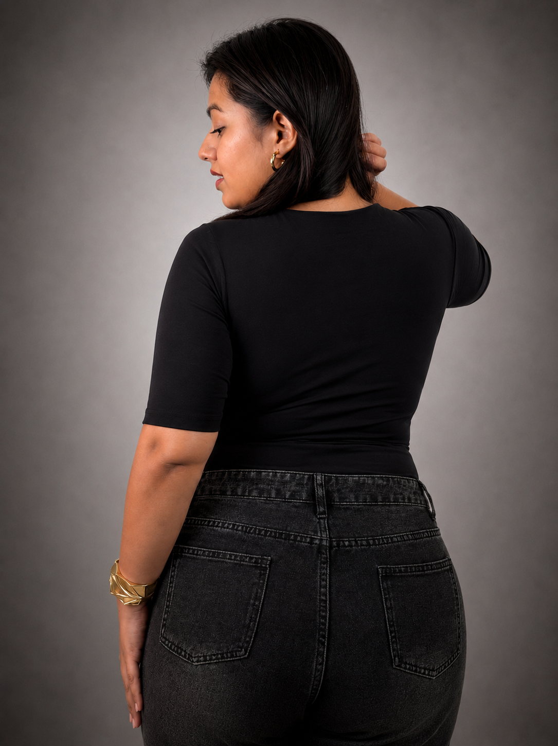 HALF SLEEVES BLACK BUILT-IN SHAPEWEAR BODYSUIT